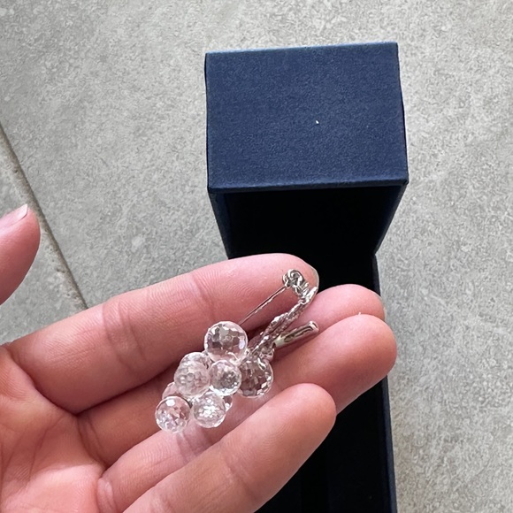 Moving Sale | Swarovski brooch pin transparent grape excellent in original box - Picture 7 of 14